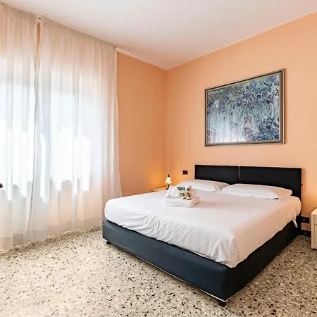 Guesthost - Punta Mesco Apartamento