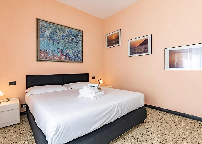 Guesthost - Punta Mesco Apartman La Spezia